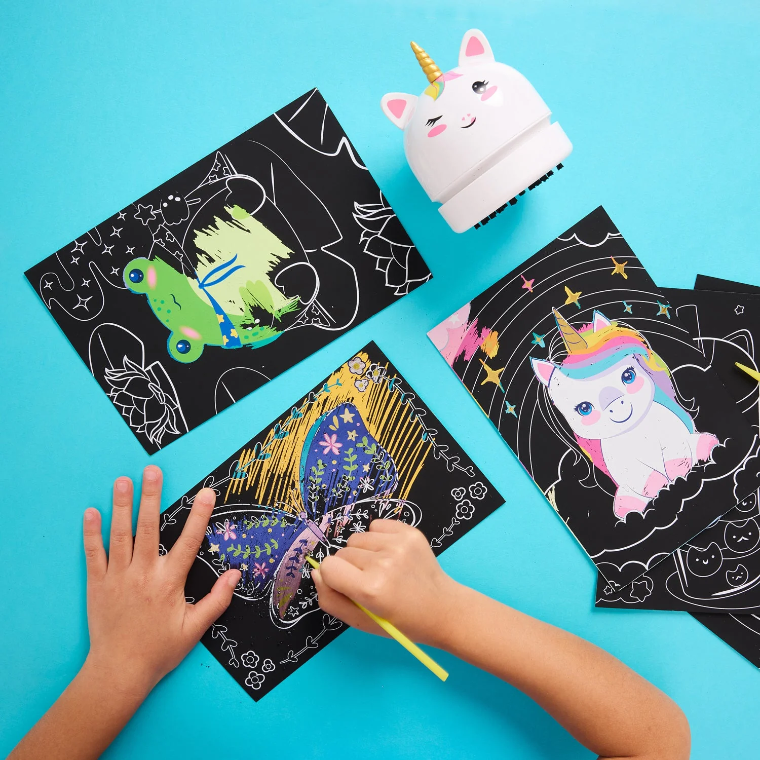 Deluxe Scratch Art with Mini Unicorn Vacuum: Creativity for Kids - Image 5