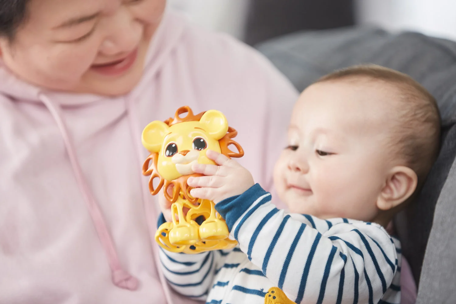 Grabit Grip-I-Mal Unicorn | Little Kids - Image 3